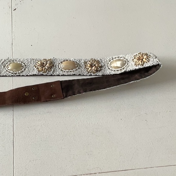 Cream shells and beads Women's Belt - Picture 1 of 3
